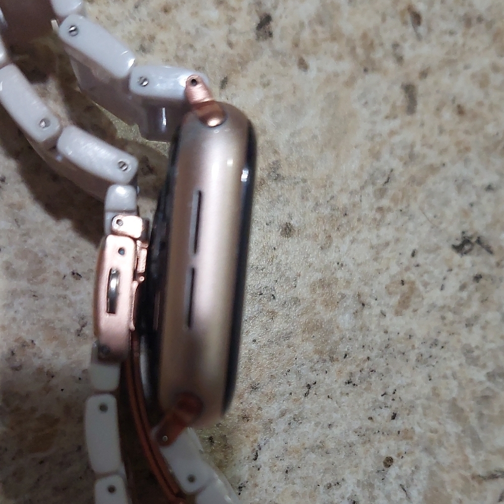 Apple Watch Series 5 - Picture 5 of 9